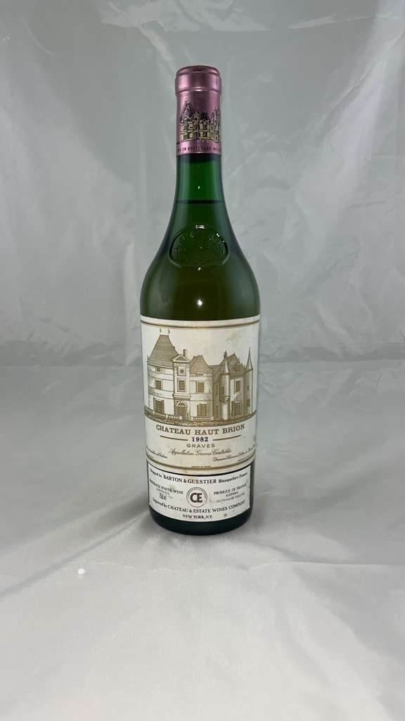 Château Haut-Brion, Blanc, Pessac-Léognan, Bordeaux, France, 1982